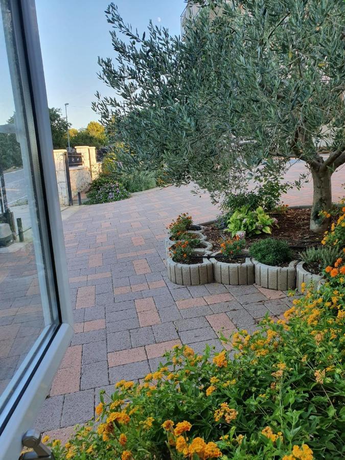Ferienwohnung Grande Rosa Vrulje  Exterior foto
